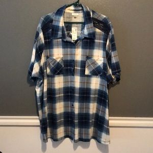 Avenue Plaid tee size 30/32 NWT